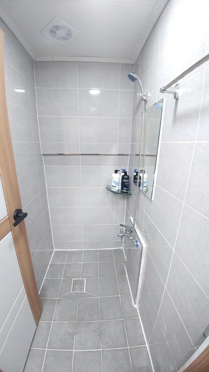 Hause Itaewon Hostel Seoul Ngoại thất bức ảnh